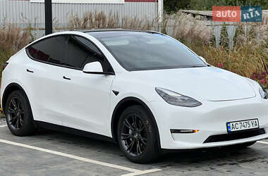 Позашляховик / Кросовер Tesla Model Y 2021 в 