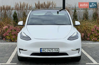Tesla Model Y 2021