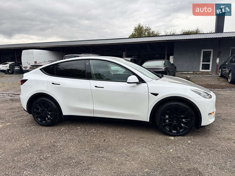 Внедорожник / Кроссовер Tesla Model Y 2023 в Ровно фото 4 Внедорожник / Кроссовер Tesla Model Y 2023 в Ровно
