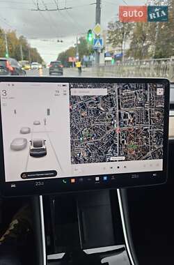 Внедорожник / Кроссовер Tesla Model Y 2021 в 