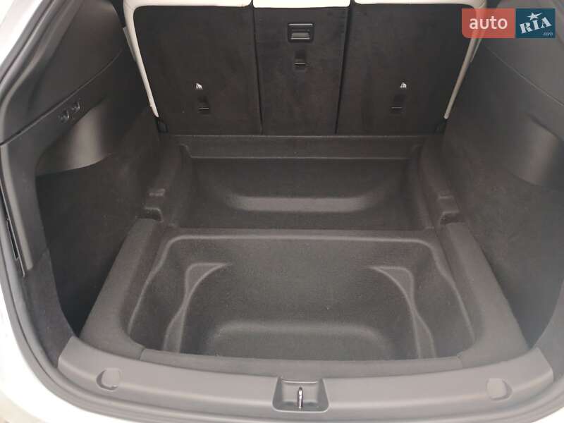 Внедорожник / Кроссовер Tesla Model Y 2021 в Полтаве фото 31 Внедорожник / Кроссовер Tesla Model Y 2021 в Полтаве