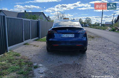 Внедорожник / Кроссовер Tesla Model Y 2023 в 