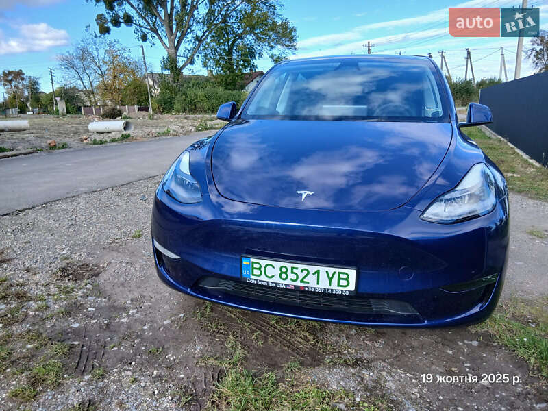 Позашляховик / Кросовер Tesla Model Y 2023 в Буську