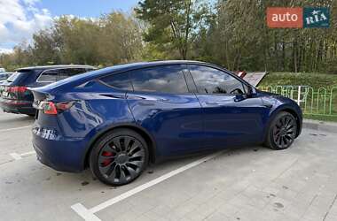 Позашляховик / Кросовер Tesla Model Y 2021 в 