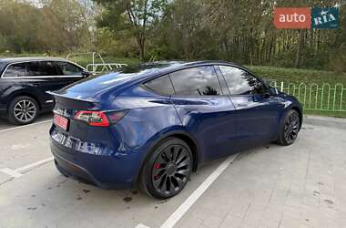 Позашляховик / Кросовер Tesla Model Y 2021 в 