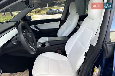 Позашляховик / Кросовер Tesla Model Y 2021 в 