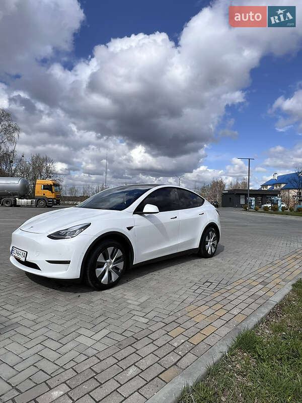 Внедорожник / Кроссовер Tesla Model Y 2022 в Сокале фото 3 Внедорожник / Кроссовер Tesla Model Y 2022 в Сокале