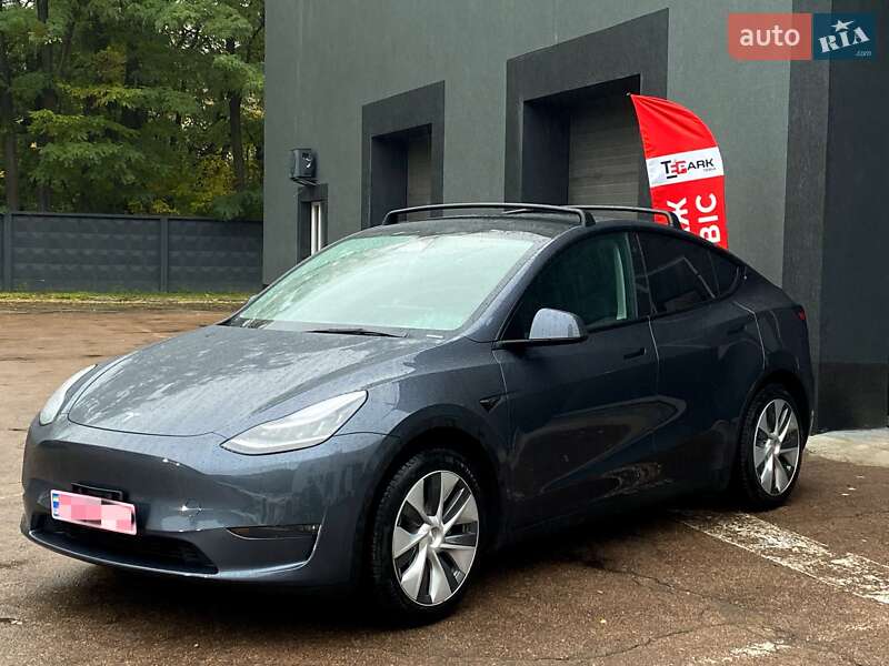 Позашляховик / Кросовер Tesla Model Y 2022 в Києві