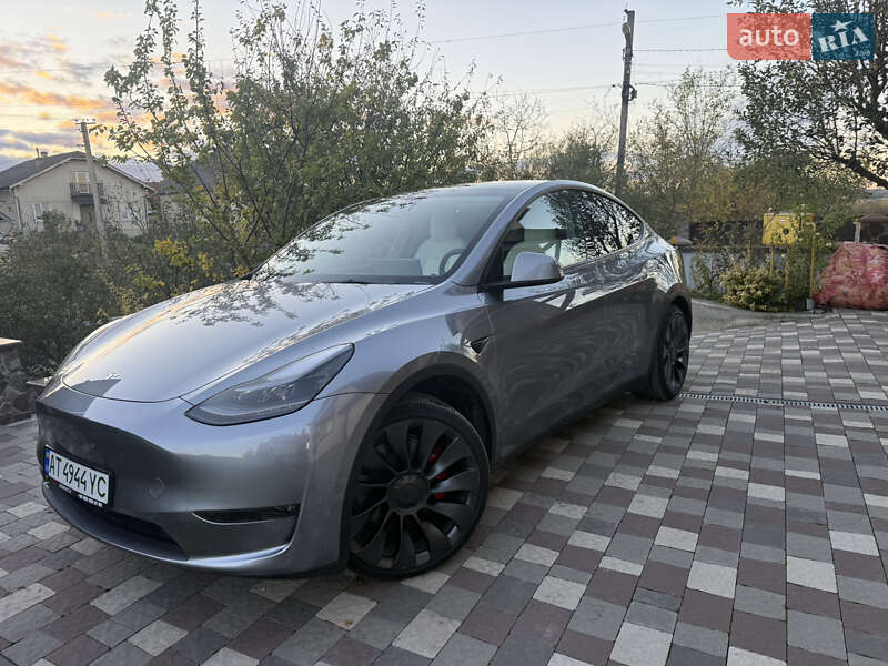 Tesla Model Y 2024 Tesla Model Y 2024