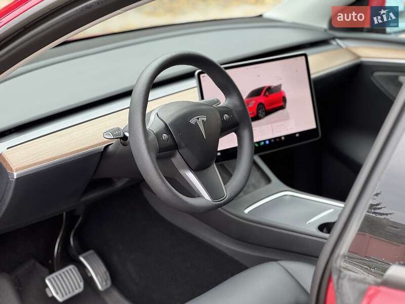 Внедорожник / Кроссовер Tesla Model Y 2023 в Хмельнике