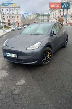 Tesla Model Y 2020