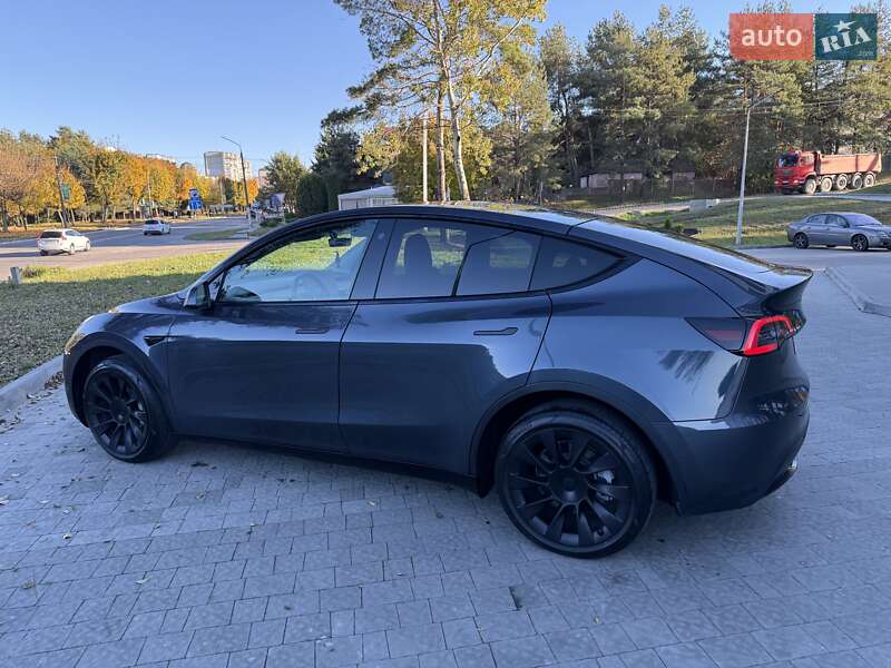 Позашляховик / Кросовер Tesla Model Y 2022 в Львові фото 5 Позашляховик / Кросовер Tesla Model Y 2022 в Львові