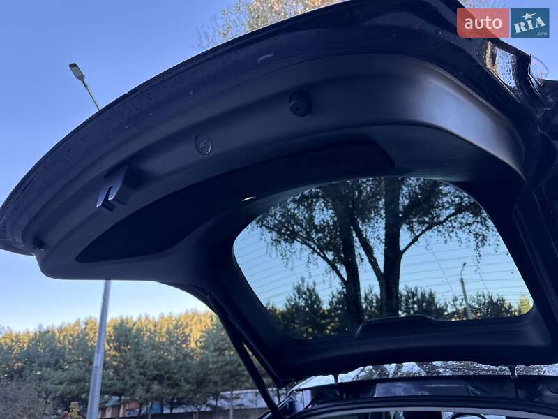 Позашляховик / Кросовер Tesla Model Y 2022 в Львові фото 53 Позашляховик / Кросовер Tesla Model Y 2022 в Львові