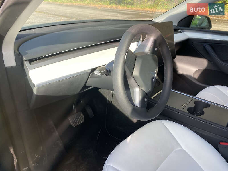 Внедорожник / Кроссовер Tesla Model Y 2024 в Чернигове фото 2 Внедорожник / Кроссовер Tesla Model Y 2024 в Чернигове