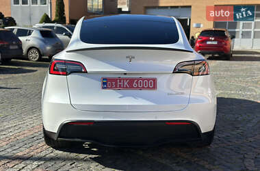 Внедорожник / Кроссовер Tesla Model Y 2020 в 