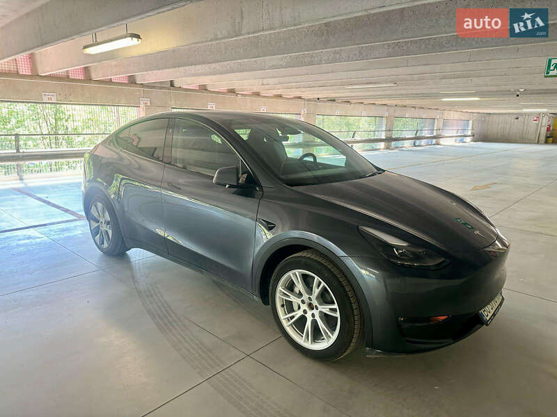 Позашляховик / Кросовер Tesla Model Y 2023 в Бережанах фото 3 Позашляховик / Кросовер Tesla Model Y 2023 в Бережанах