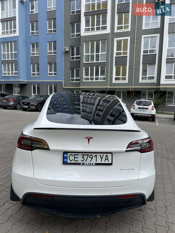 Внедорожник / Кроссовер Tesla Model Y 2021 в Черновцах