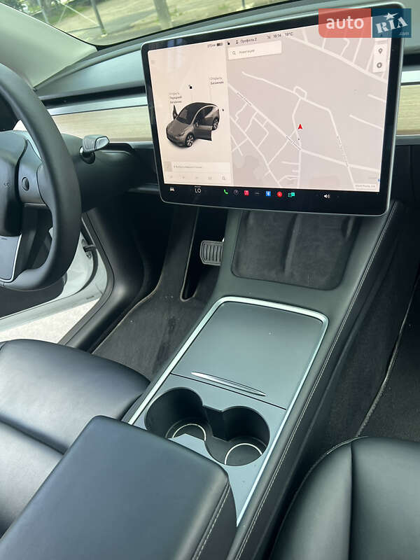 Позашляховик / Кросовер Tesla Model Y 2021 в Києві фото 11 Позашляховик / Кросовер Tesla Model Y 2021 в Києві