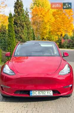 Tesla Model Y 2021