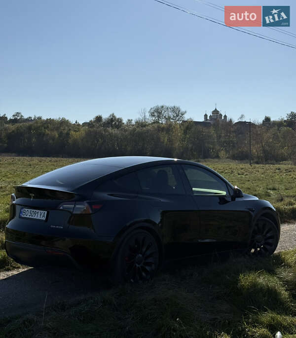 Позашляховик / Кросовер Tesla Model Y 2022 в Тернополі