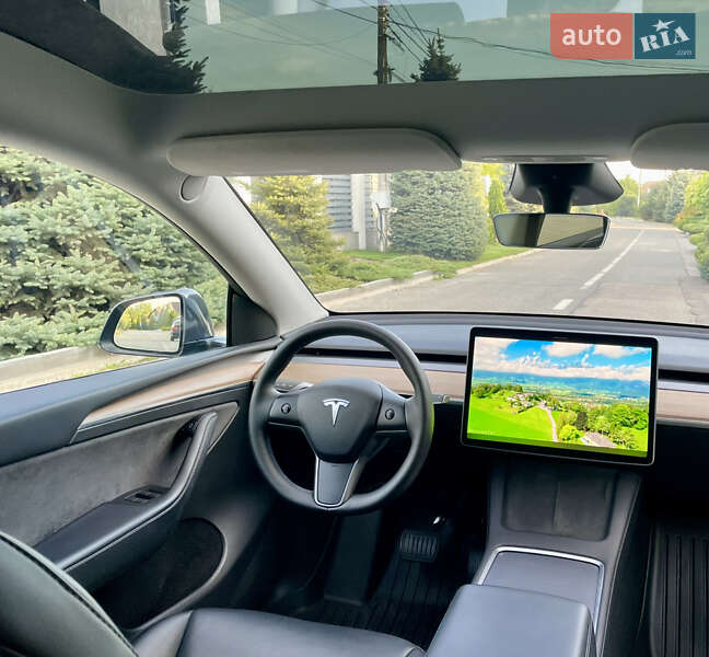 Позашляховик / Кросовер Tesla Model Y 2023 в Дніпрі фото 24 Позашляховик / Кросовер Tesla Model Y 2023 в Дніпрі
