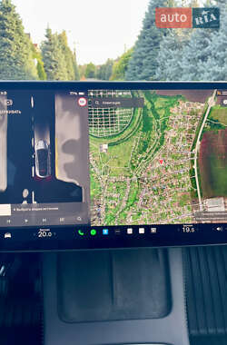 Позашляховик / Кросовер Tesla Model Y 2023 в  фото 27 Позашляховик / Кросовер Tesla Model Y 2023 в