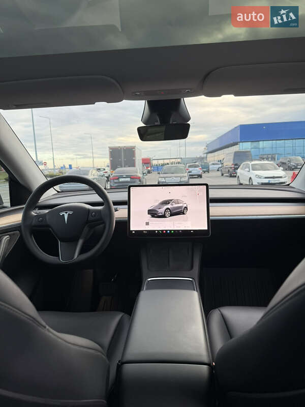 Позашляховик / Кросовер Tesla Model Y 2023 в Львові