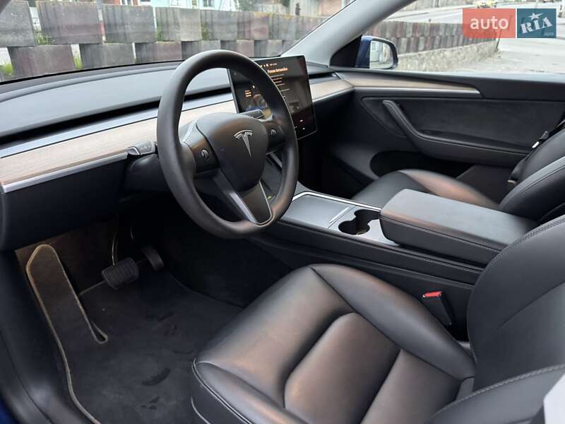 Позашляховик / Кросовер Tesla Model Y 2023 в Вінниці фото 4 Позашляховик / Кросовер Tesla Model Y 2023 в Вінниці