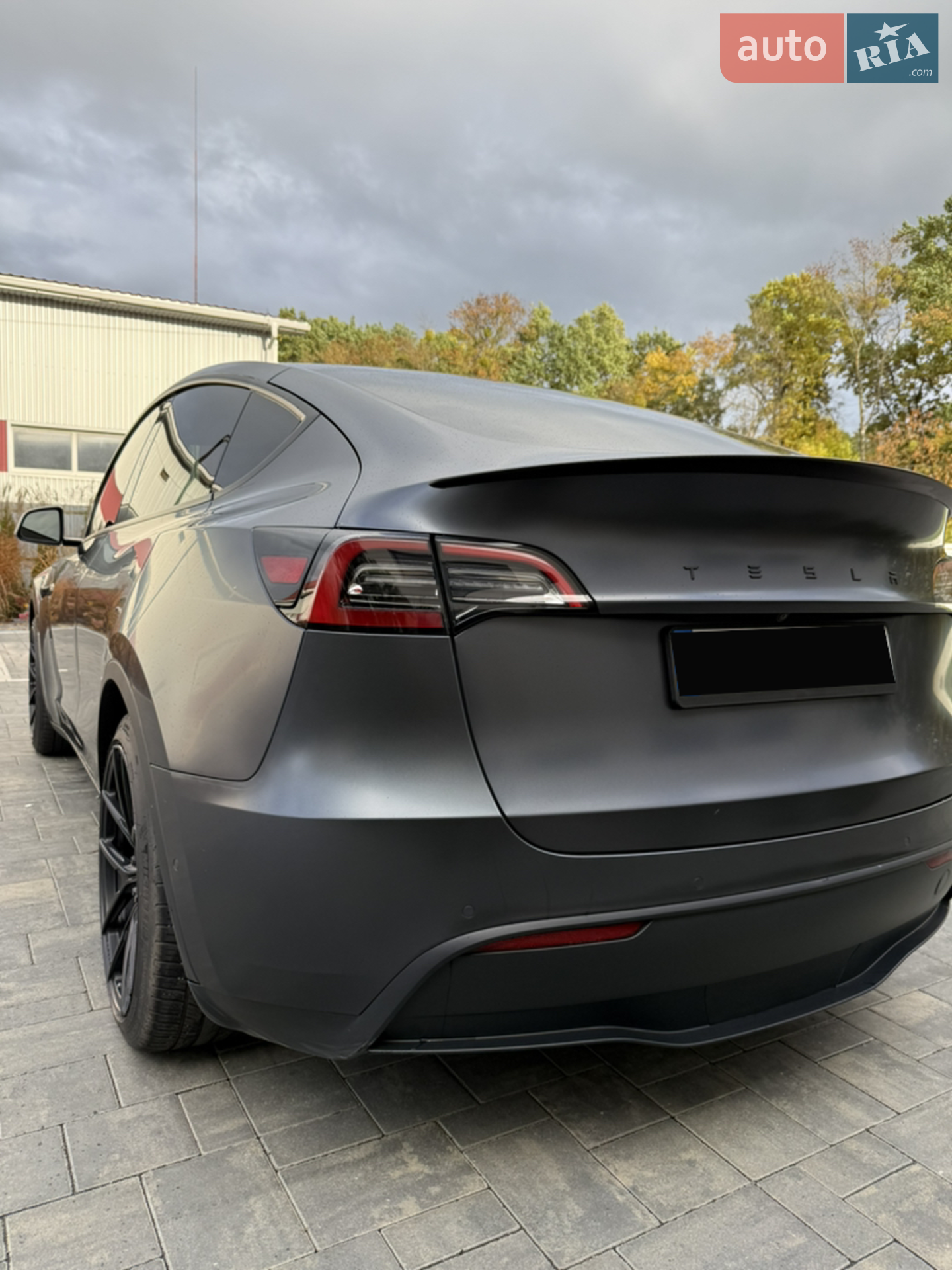 2021 Tesla Model Y - мініатюра 3