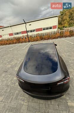 Внедорожник / Кроссовер Tesla Model Y 2021 в 