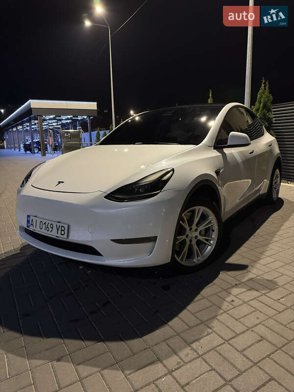 Внедорожник / Кроссовер Tesla Model Y 2022 в 