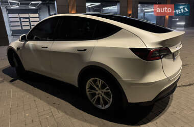 Внедорожник / Кроссовер Tesla Model Y 2022 в 