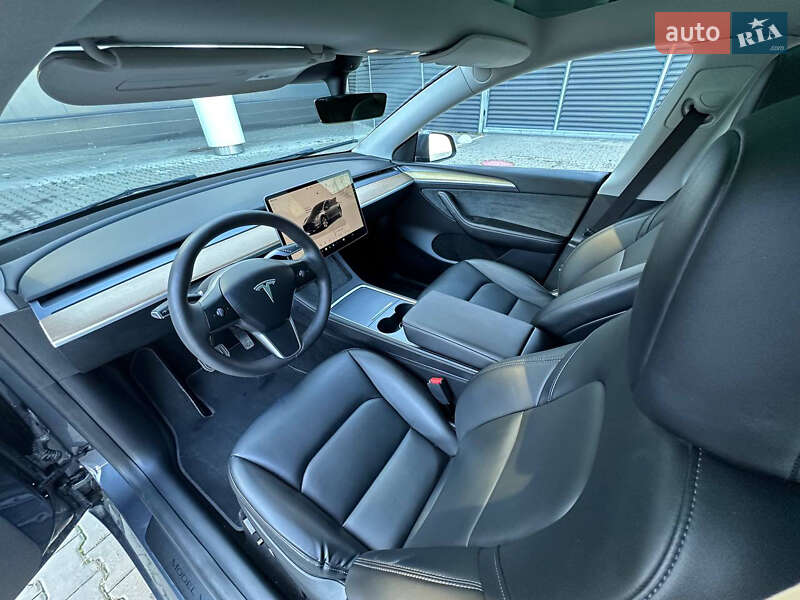 Позашляховик / Кросовер Tesla Model Y 2023 в Києві
