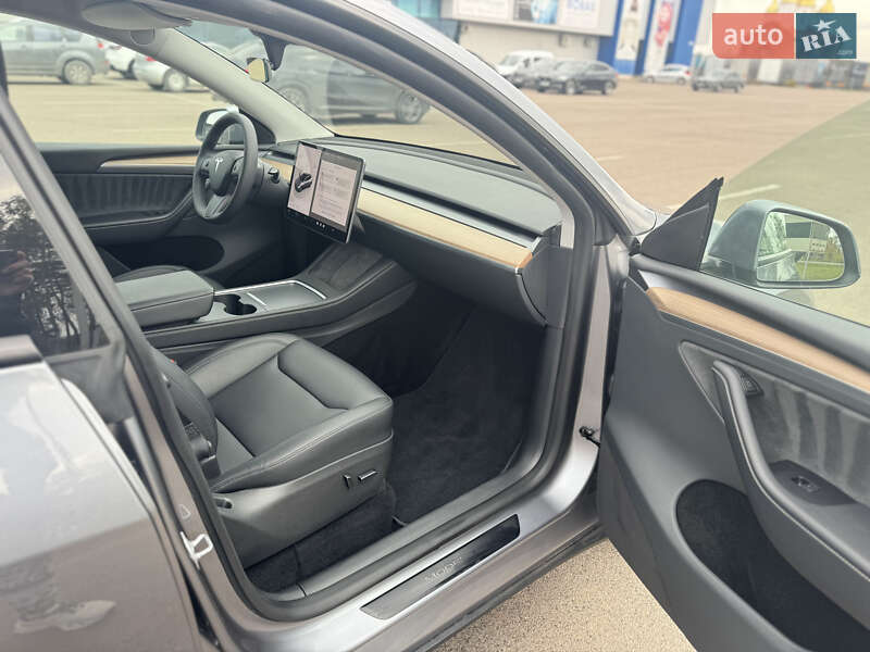 Внедорожник / Кроссовер Tesla Model Y 2024 в Ковеле фото 12 Внедорожник / Кроссовер Tesla Model Y 2024 в Ковеле