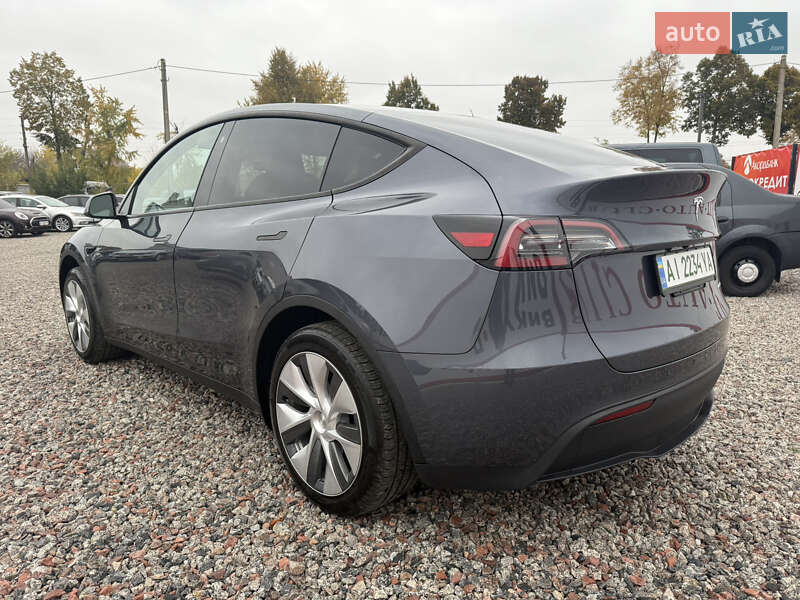 Позашляховик / Кросовер Tesla Model Y 2023 в Переяславі фото 11 Позашляховик / Кросовер Tesla Model Y 2023 в Переяславі
