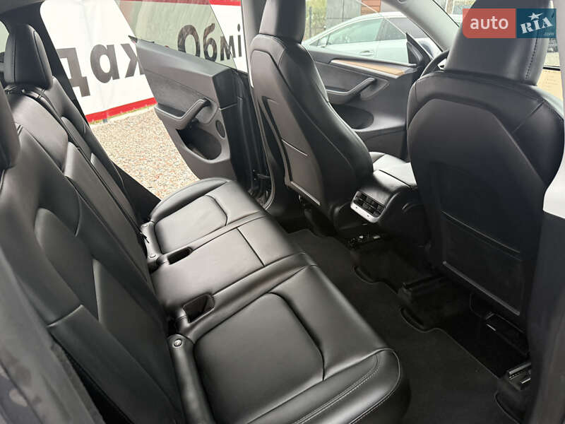 Позашляховик / Кросовер Tesla Model Y 2023 в Переяславі фото 23 Позашляховик / Кросовер Tesla Model Y 2023 в Переяславі