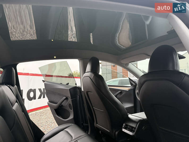 Позашляховик / Кросовер Tesla Model Y 2023 в Переяславі фото 24 Позашляховик / Кросовер Tesla Model Y 2023 в Переяславі