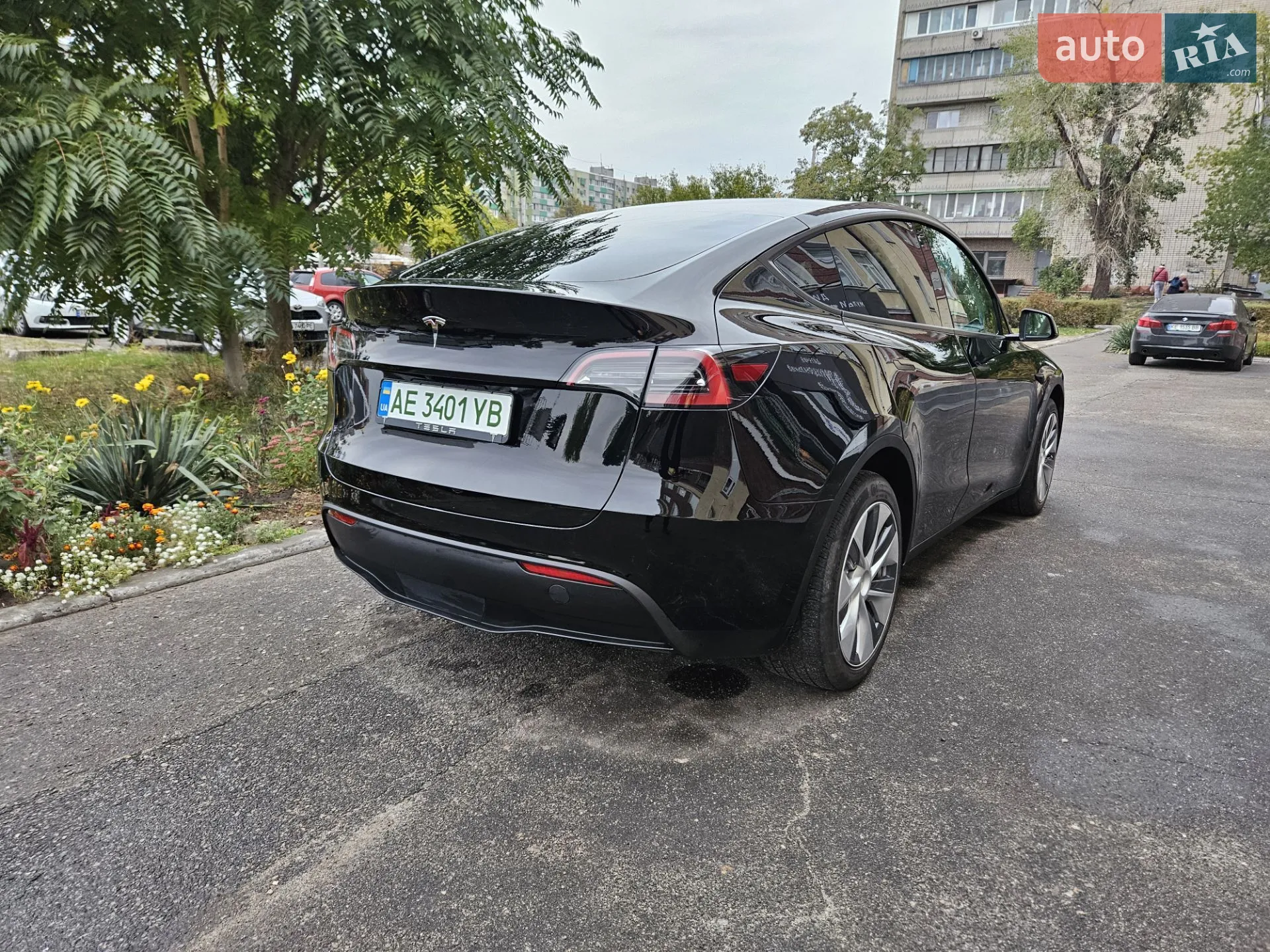 2022 Tesla Model Y - мініатюра 9