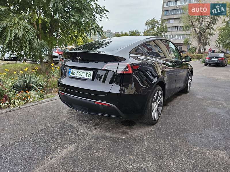 Позашляховик / Кросовер Tesla Model Y 2022 в Дніпрі фото 9 Позашляховик / Кросовер Tesla Model Y 2022 в Дніпрі