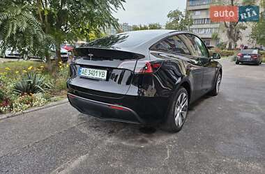 Позашляховик / Кросовер Tesla Model Y 2022 в  фото 9 Позашляховик / Кросовер Tesla Model Y 2022 в