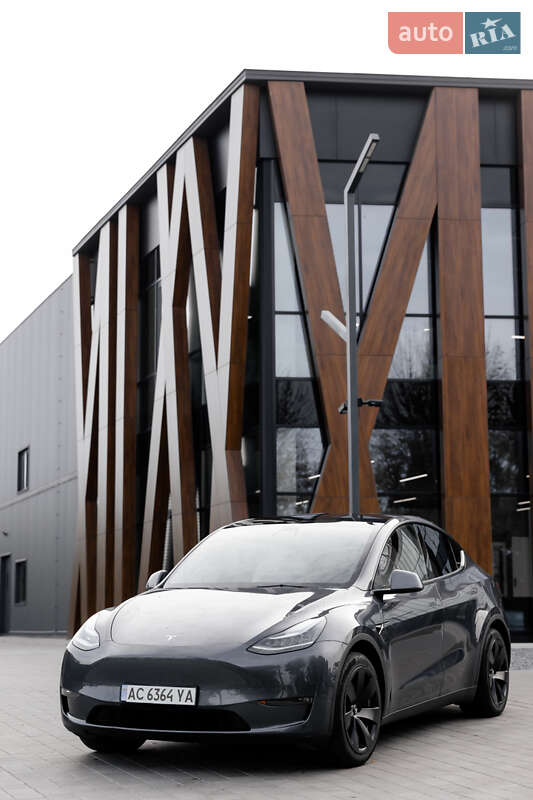 Внедорожник / Кроссовер Tesla Model Y 2022 в Луцке