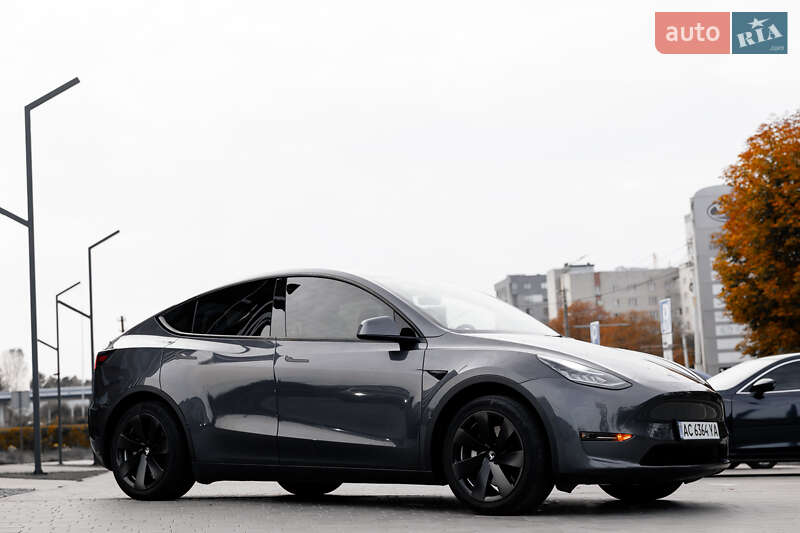 Внедорожник / Кроссовер Tesla Model Y 2022 в Луцке