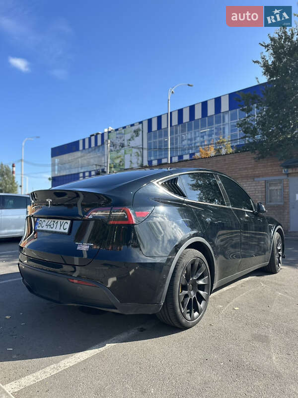 Внедорожник / Кроссовер Tesla Model Y 2020 в Днепре