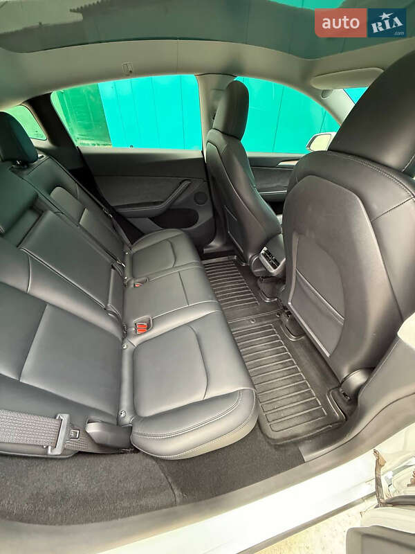 Позашляховик / Кросовер Tesla Model Y 2023 в Білій Церкві фото 10 Позашляховик / Кросовер Tesla Model Y 2023 в Білій Церкві