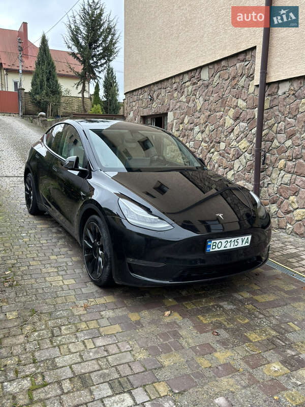 Позашляховик / Кросовер Tesla Model Y 2020 в Тернополі