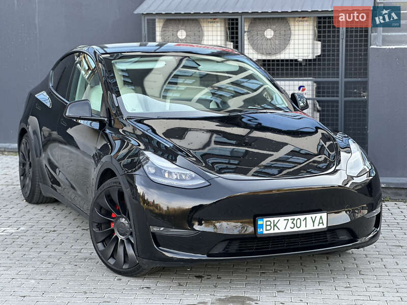 Tesla Model Y 2023 Tesla Model Y 2023