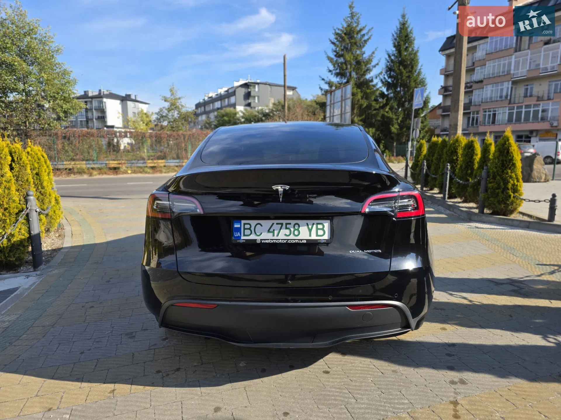 2022 Tesla Model Y - мініатюра 8
