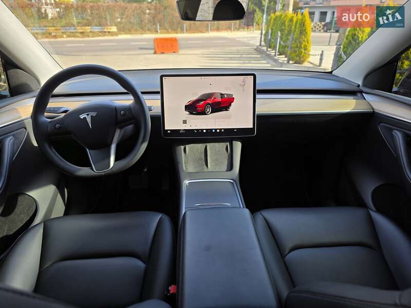 Позашляховик / Кросовер Tesla Model Y 2022 в Львові фото 17 Позашляховик / Кросовер Tesla Model Y 2022 в Львові