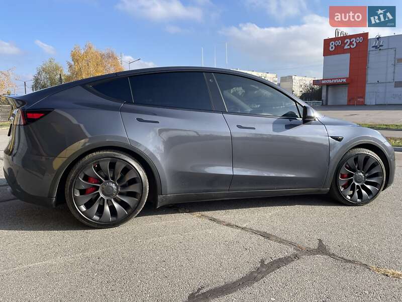 Внедорожник / Кроссовер Tesla Model Y 2022 в Харькове