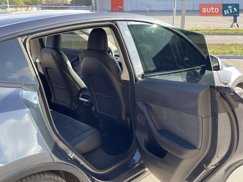 Внедорожник / Кроссовер Tesla Model Y 2022 в Харькове